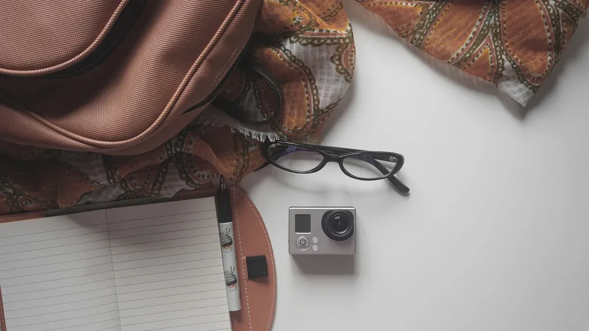 Come preparare un piccolo kit personale per un viaggio di pochi giorni